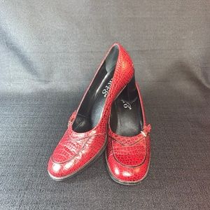 Red Crocodile Loafers Women's 7.5 M